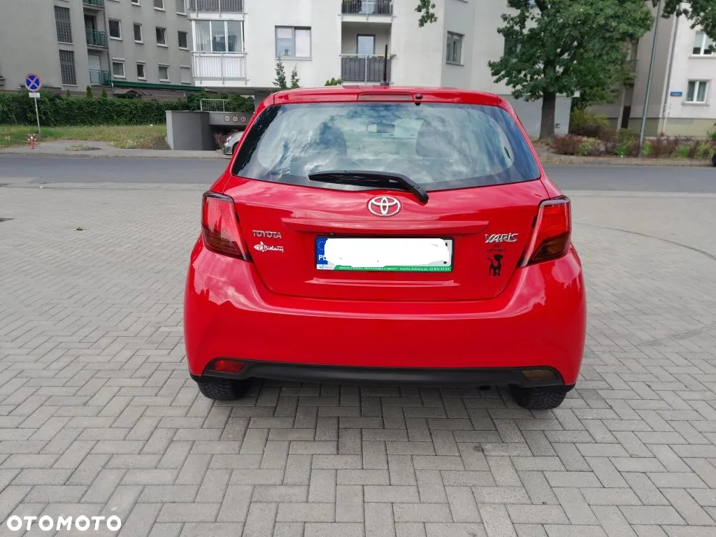 Toyota Yaris 1.33 Premium EU6 - 24