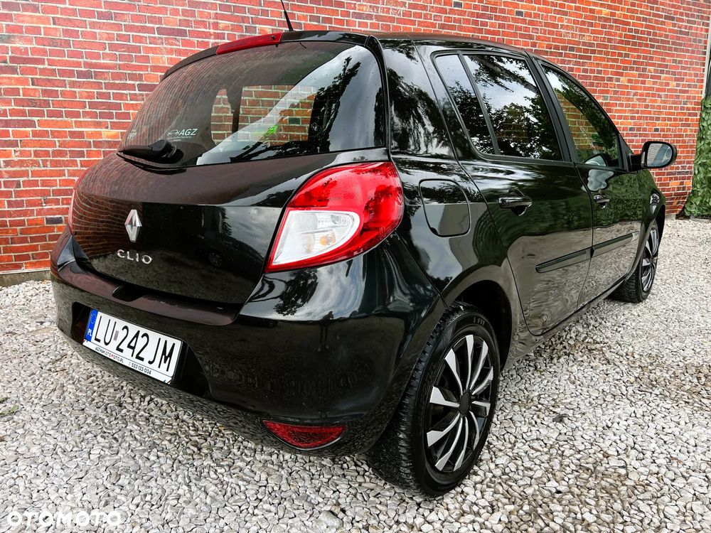 Renault Clio - 5