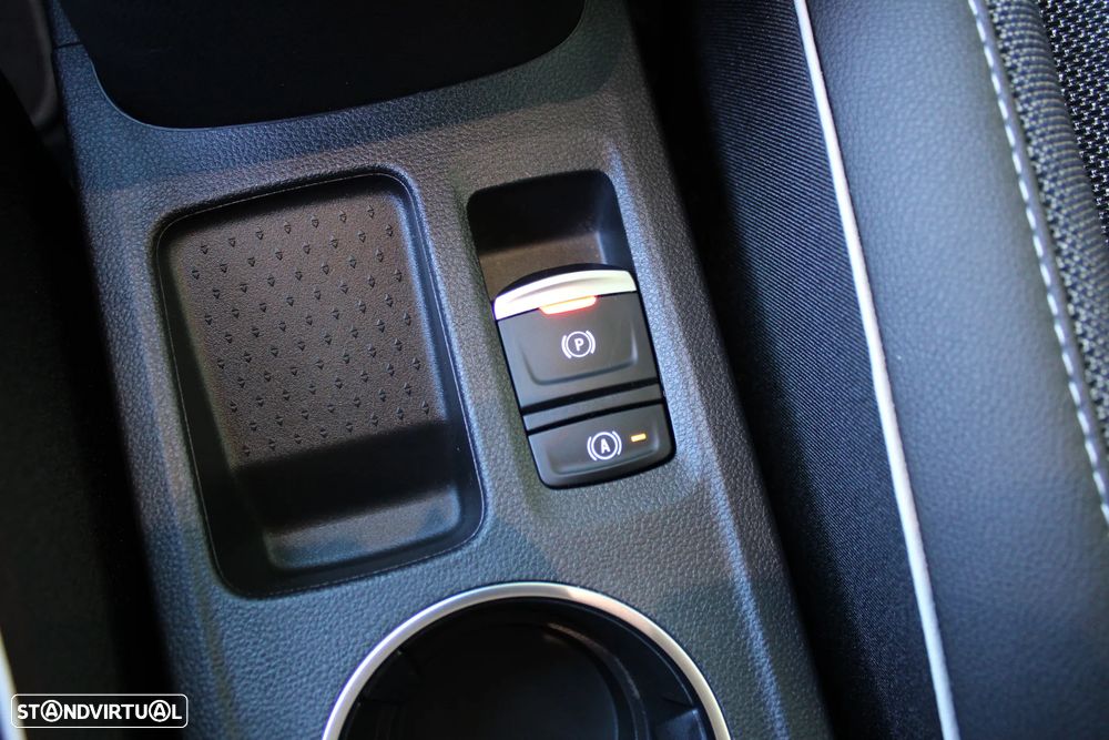 Renault Captur TCe Mild Hybrid 140 EDC GPF EVOLUTION - 37