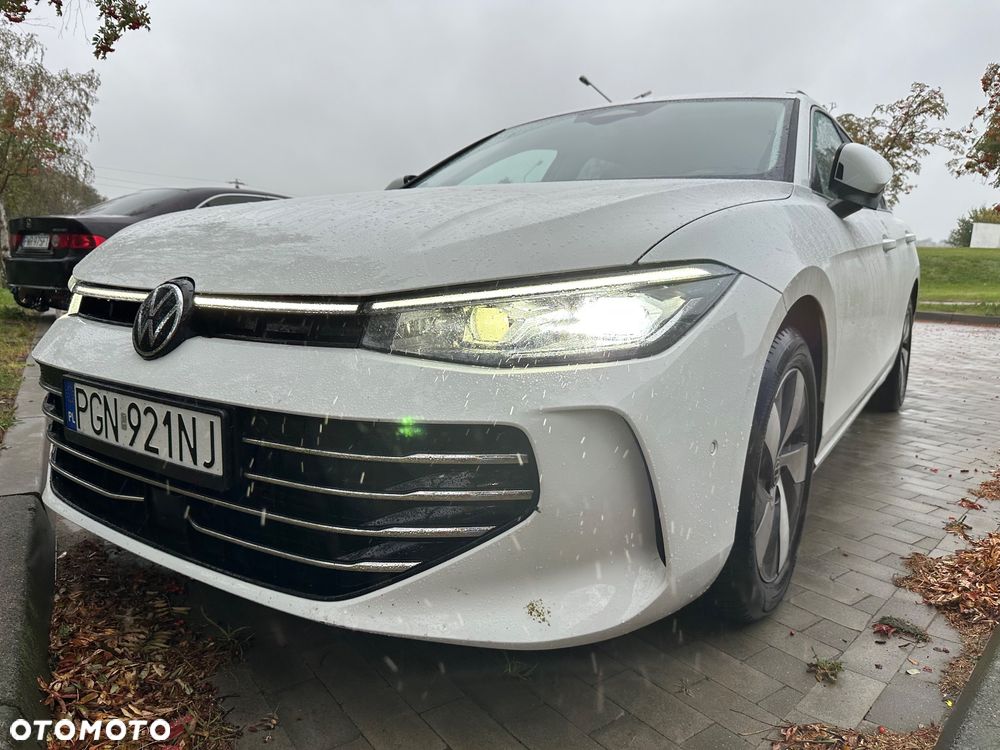 Volkswagen Passat 2.0 TDI SCR Style DSG - 17