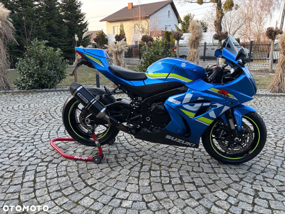 Suzuki GSX-R - 3