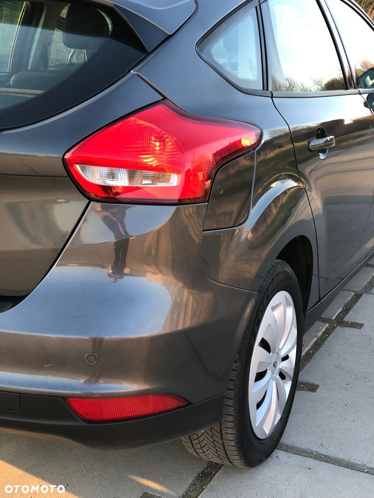 Ford Focus 1.5 EcoBlue STart-Stopp-System TITANIUM X - 18