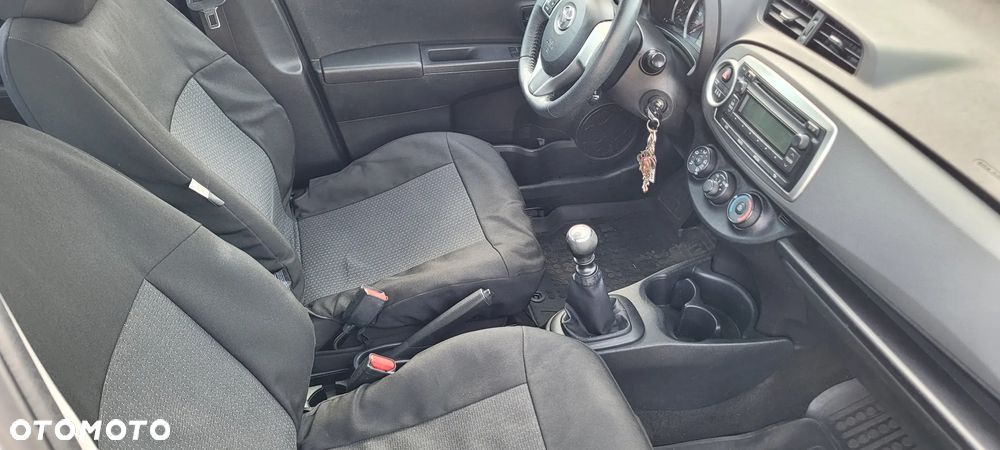 Toyota Yaris 1.4 D-4D - 10