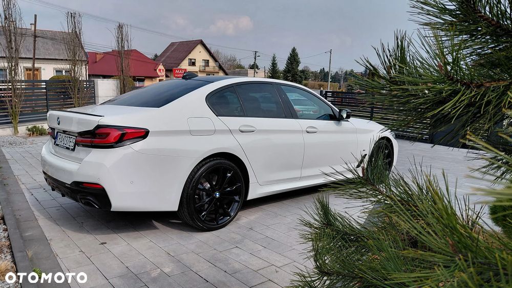 BMW Seria 5 518d Sport Line - 16