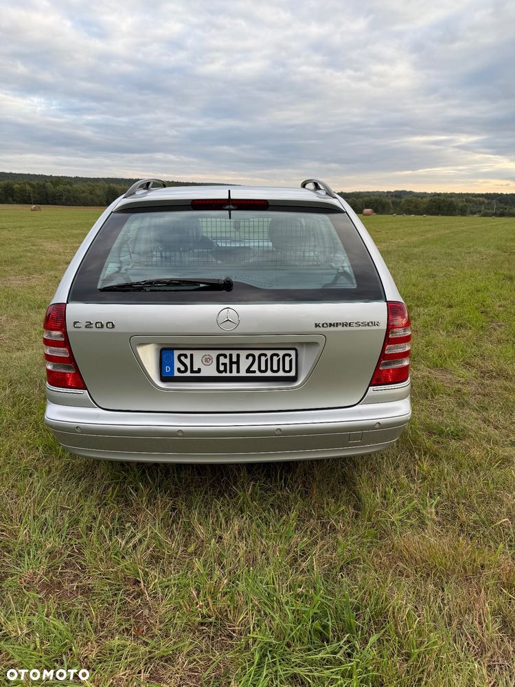 Mercedes-Benz Klasa C 200 T Kompressor Automatik Avantgarde - 12