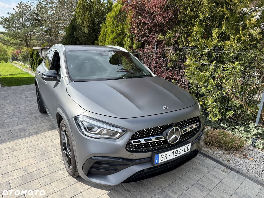 Mercedes-Benz GLA 200 d AMG Line - 10