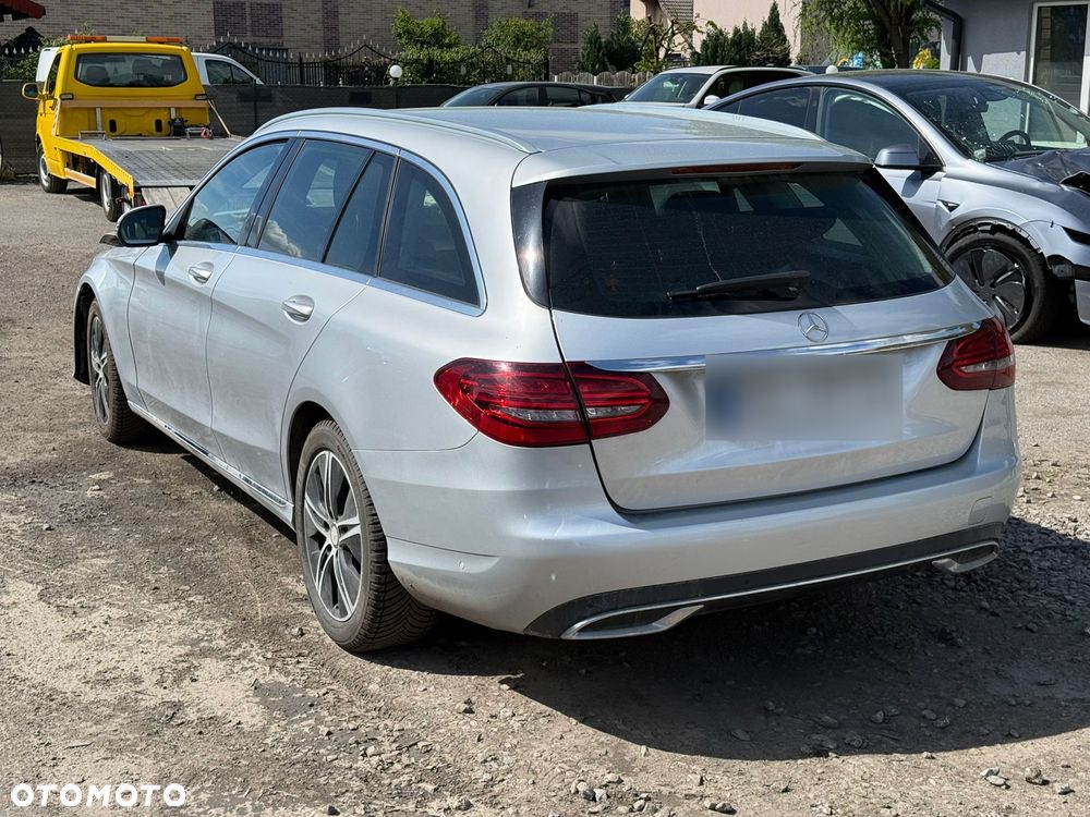 Mercedes-Benz Klasa C 180 d 9G-TRONIC