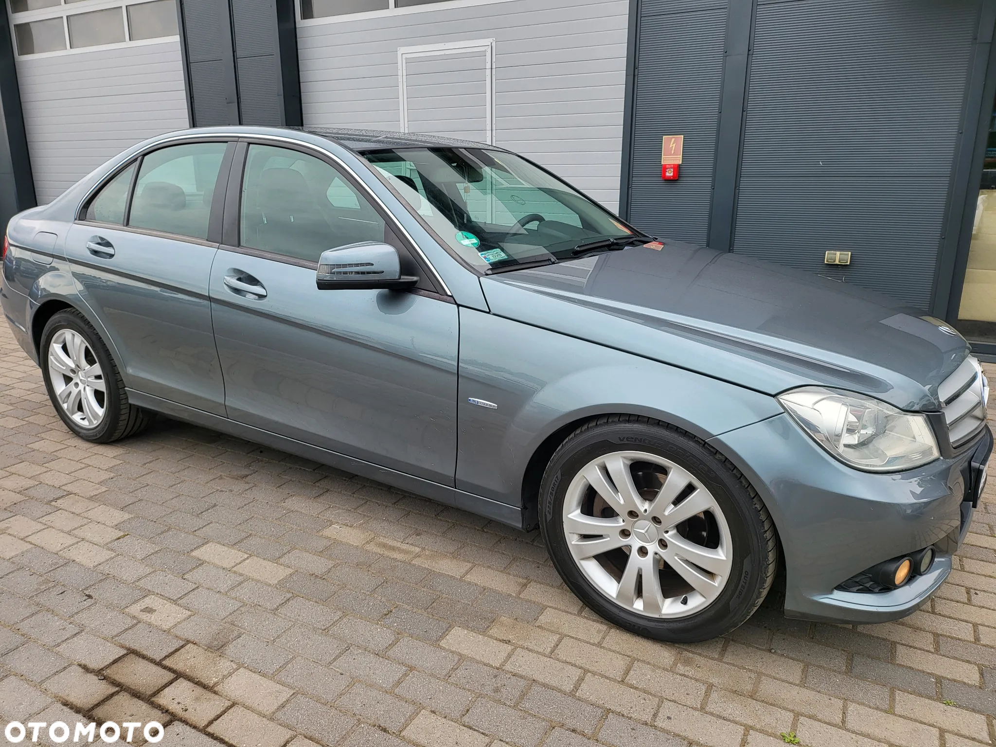 Mercedes-Benz Klasa C 220 CDI BlueEff Edition Elegance - 13
