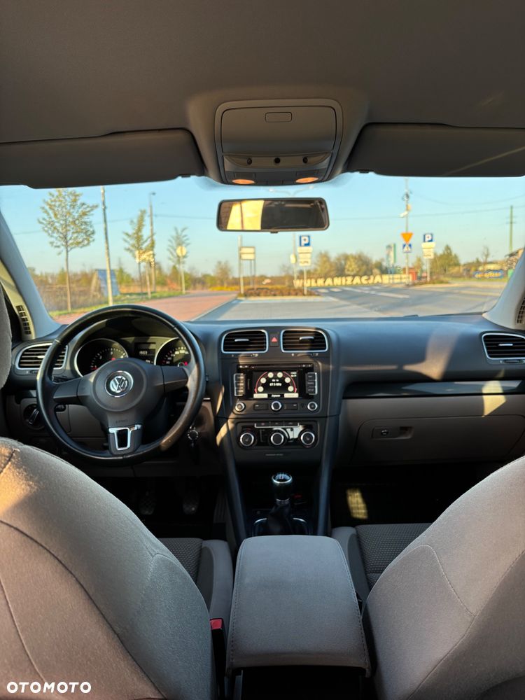 Volkswagen Golf 1.6 TDI Comfortline - 10