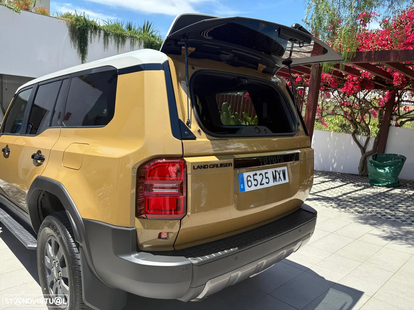 Toyota Land Cruiser 2.8 D-4D Auto First Edition - 10
