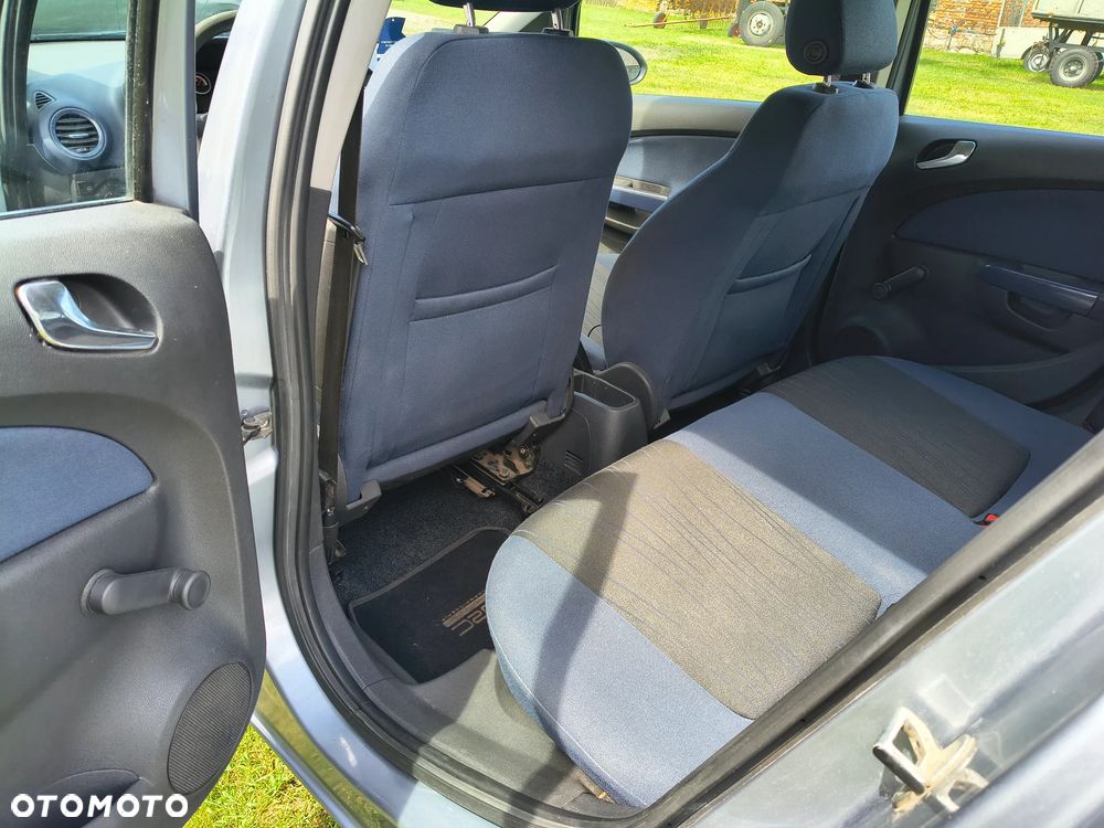 Opel Corsa 1.2 16V Enjoy - 6