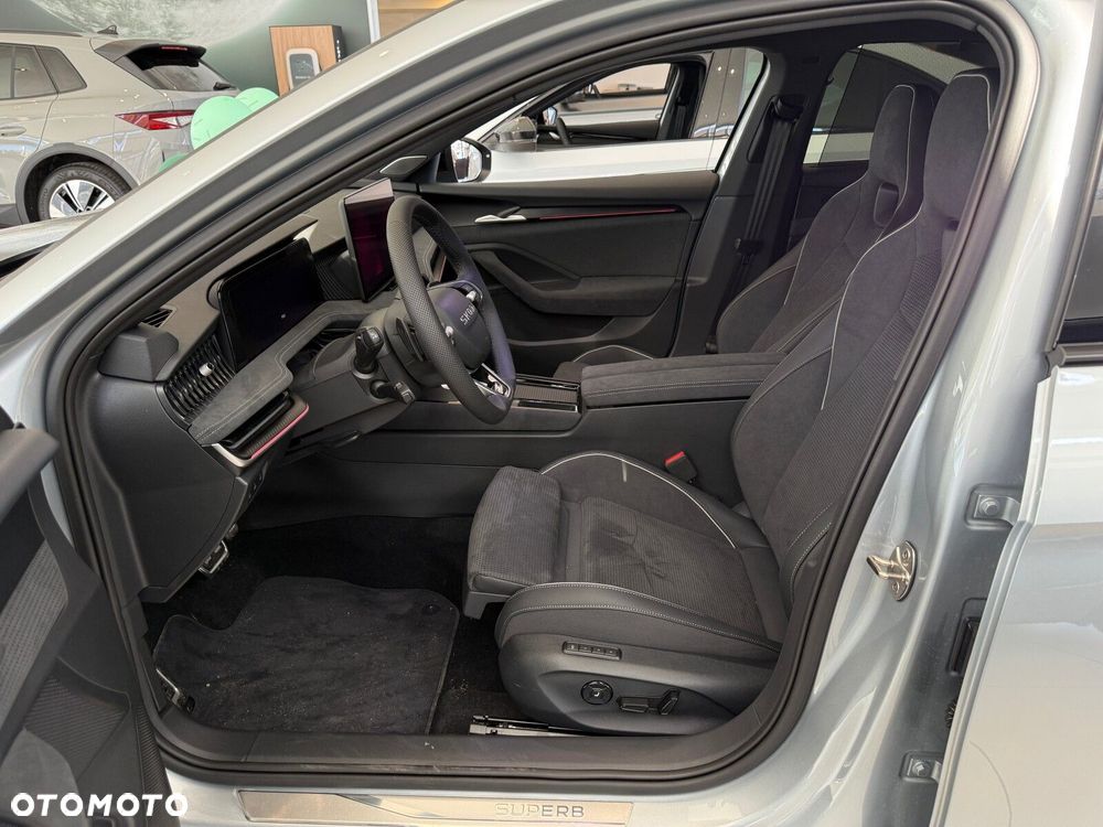 Skoda Superb 1.5 TSI mHEV Sportline DSG - 11