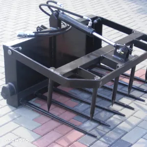 Ładowacz czołowy TUR 3 - sekcyjny euroramka Ursus C-360, MF 255, MF 235 - 7