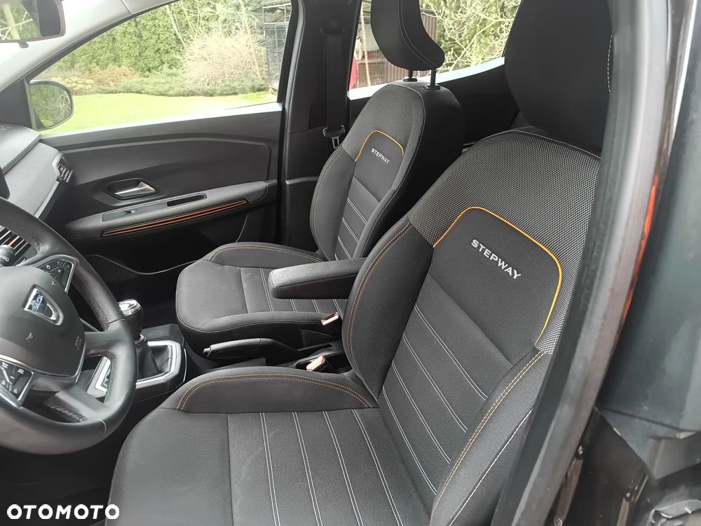Dacia Sandero Stepway TCe 90 Comfort - 14