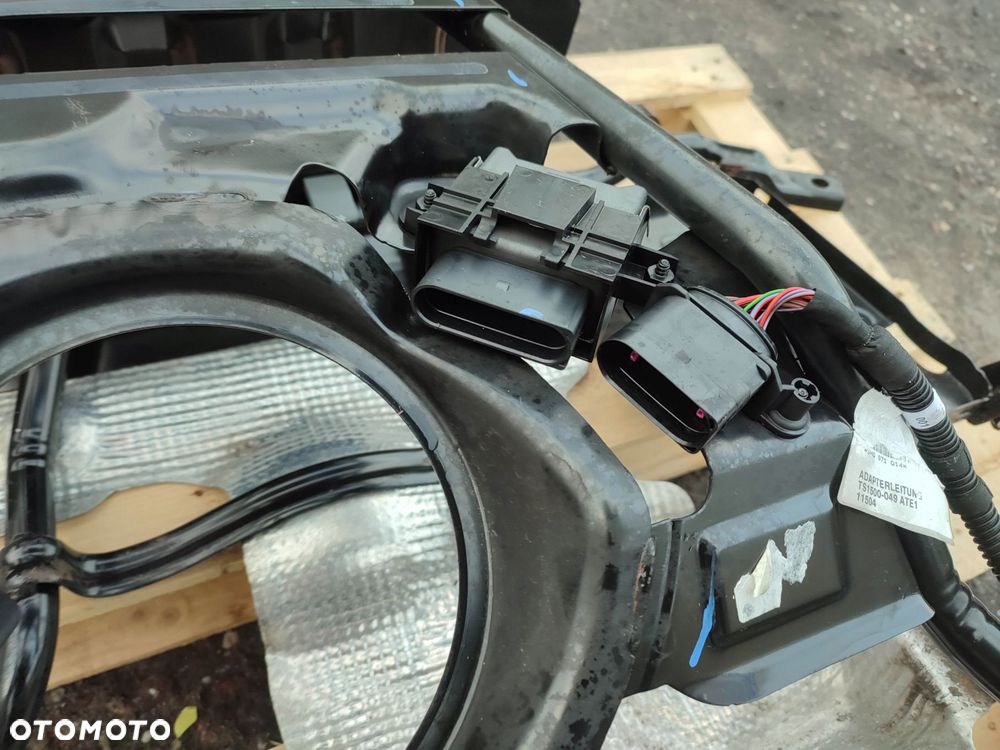 seat leon iv 4 mocowanie zbiornika paliwa - 2