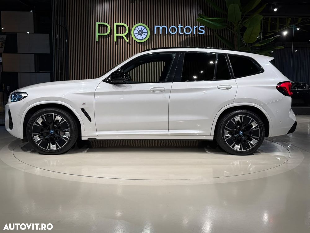 BMW iX3 Standard - 11