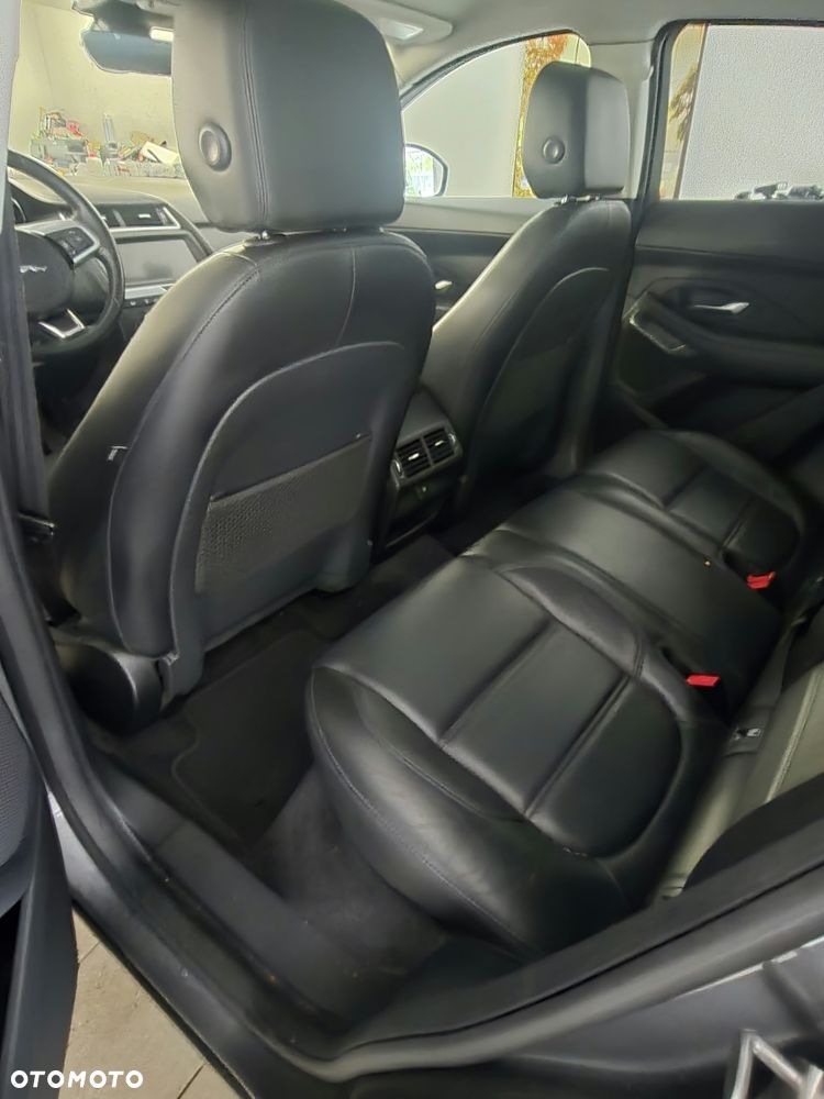 Jaguar E-Pace 2.0 i4D AWD - 14