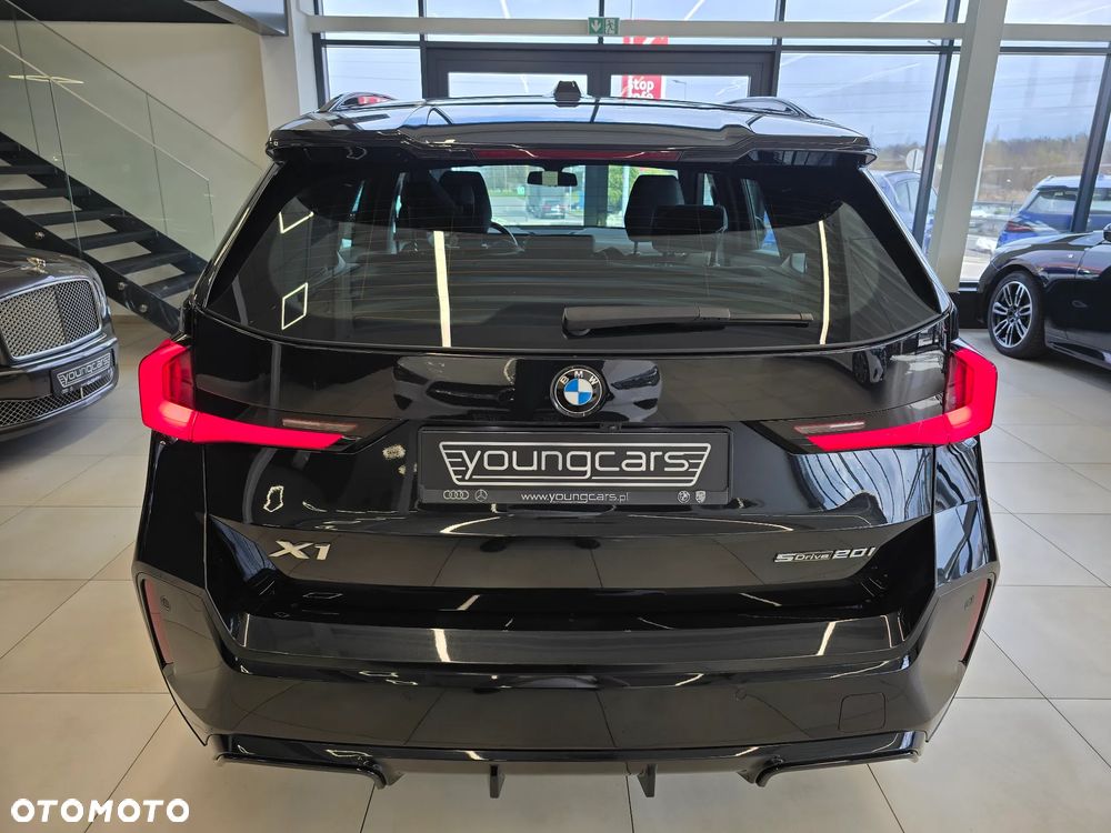 BMW X1 sDrive20i mHEV sport - 6