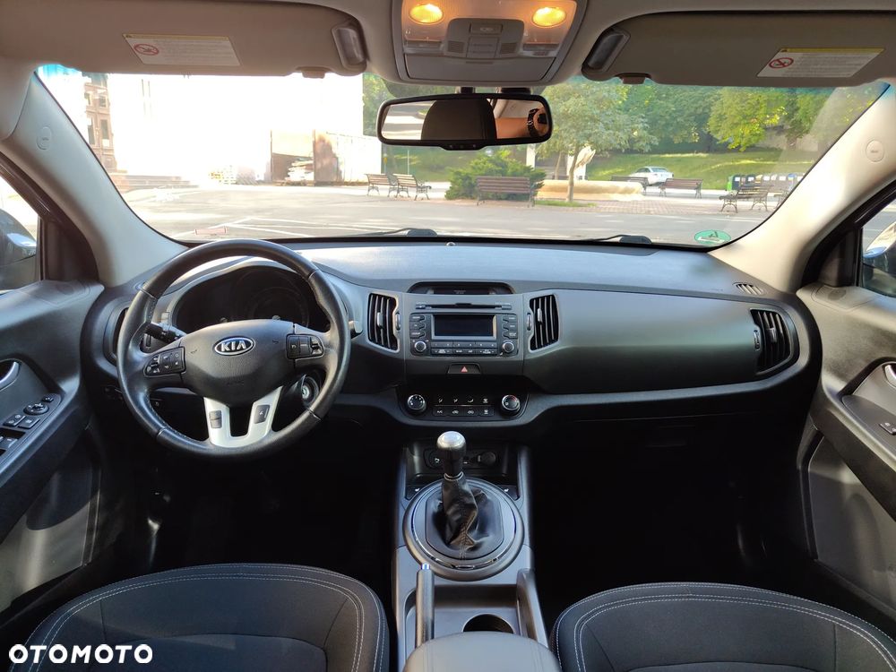 Kia Sportage 2.0 L 2WD - 27