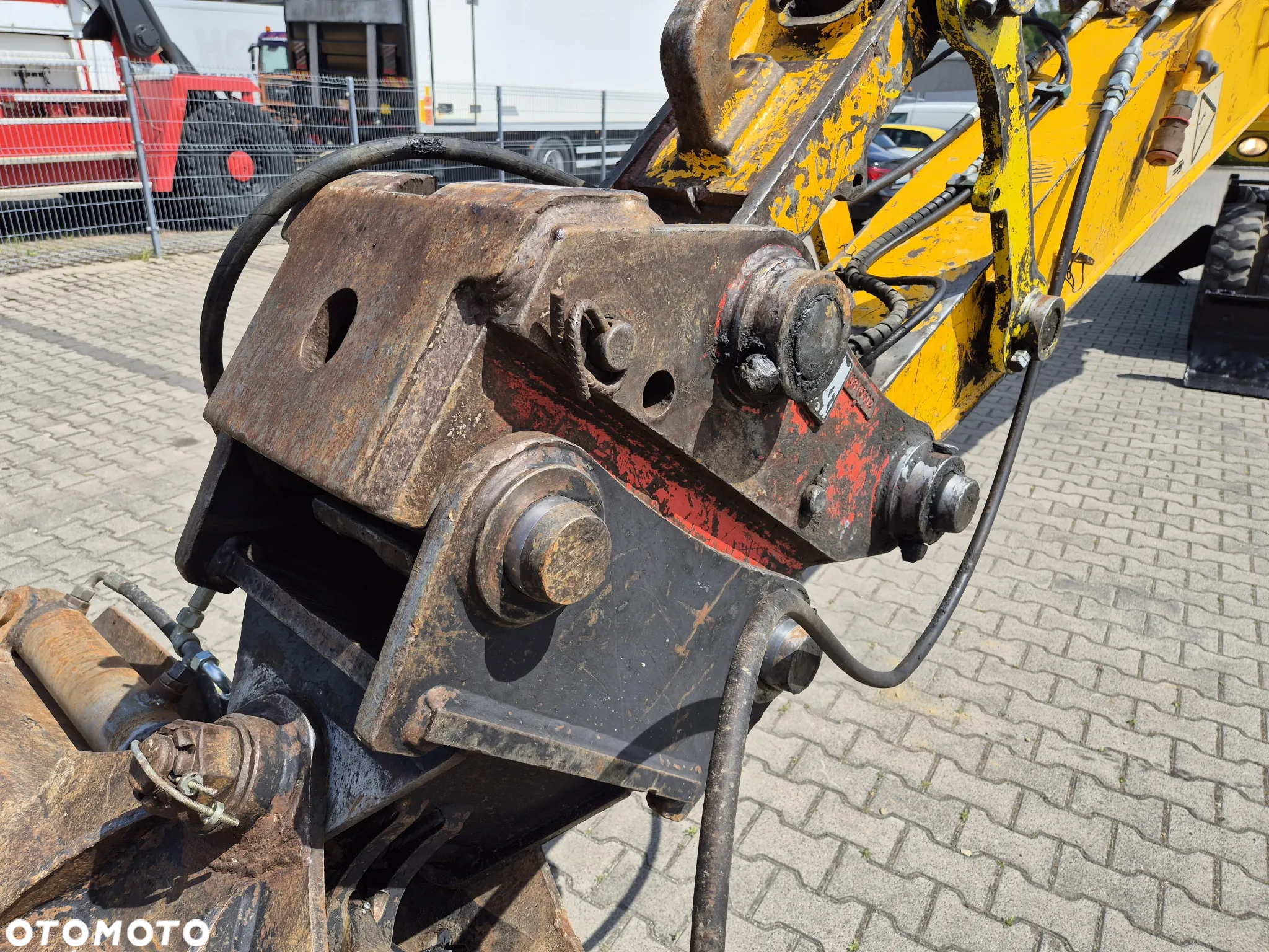 JCB JS175 W / 1 WŁ / W PEŁNI SPRAWNA / KABINA / ODNOWIONA / SERWISOWANA / 4X4 / SILNIK ISUZU / 2 ŁYZKI W ZESTAWIE! - 14