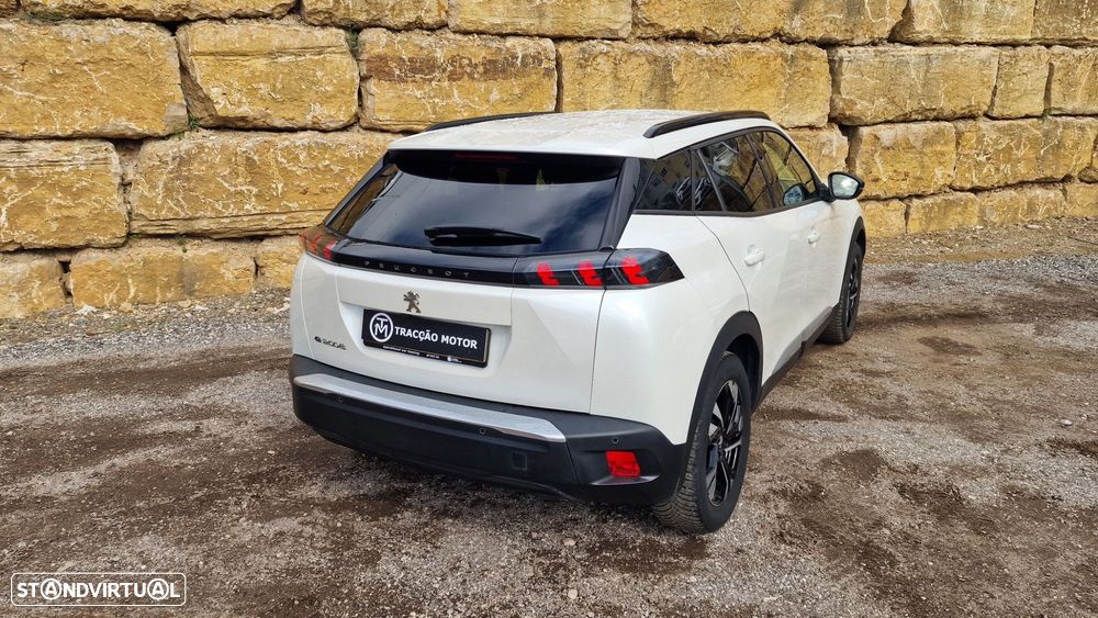 Peugeot e-2008 50 kWh Allure - 7