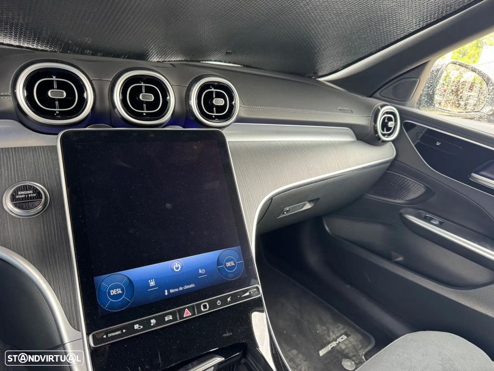 Mercedes-Benz C 300 de 9G-TRONIC AMG Line — fotografia 19