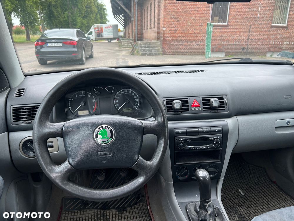 Skoda Octavia 2.0 GLX - 7