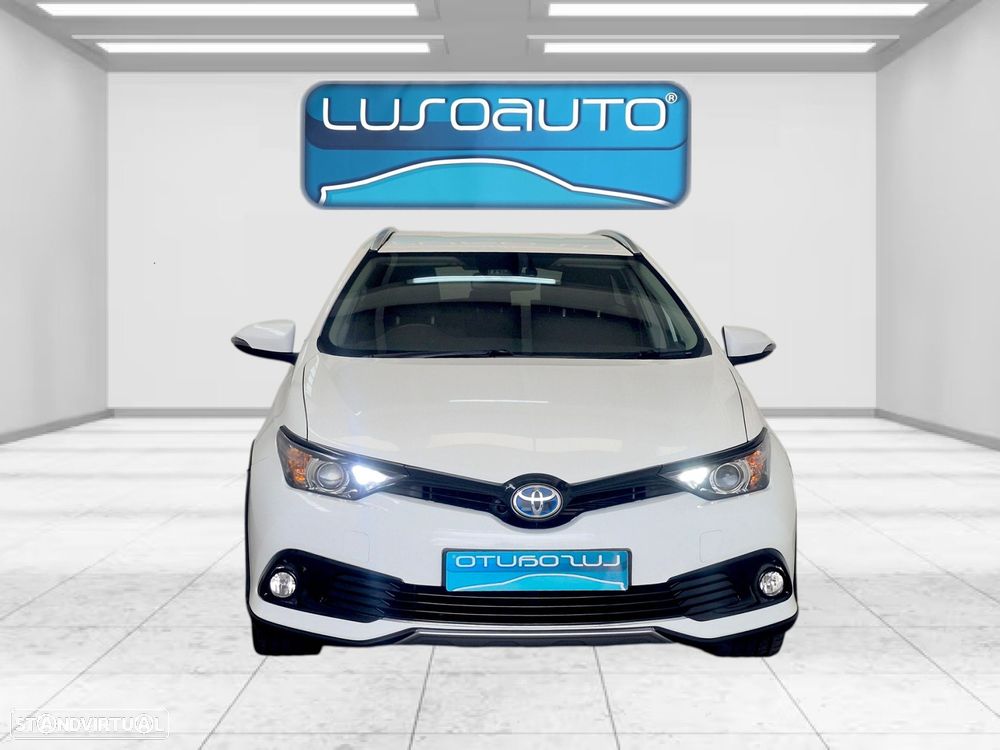 Toyota Auris Touring Sports 1.8 HSD Freestyle - 3