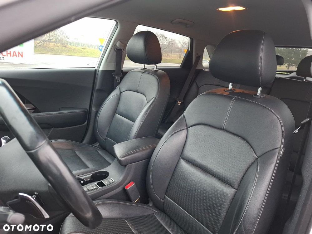 Kia Niro - 12