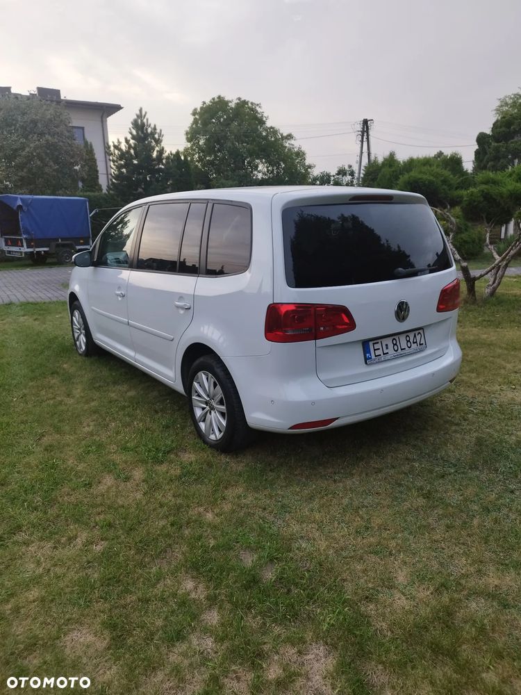 Volkswagen Touran - 2