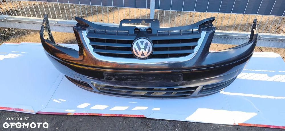 Zderzak przedni kompletny VW Touran 03 / 07r LC9X LC9Z grill części caddy - 4