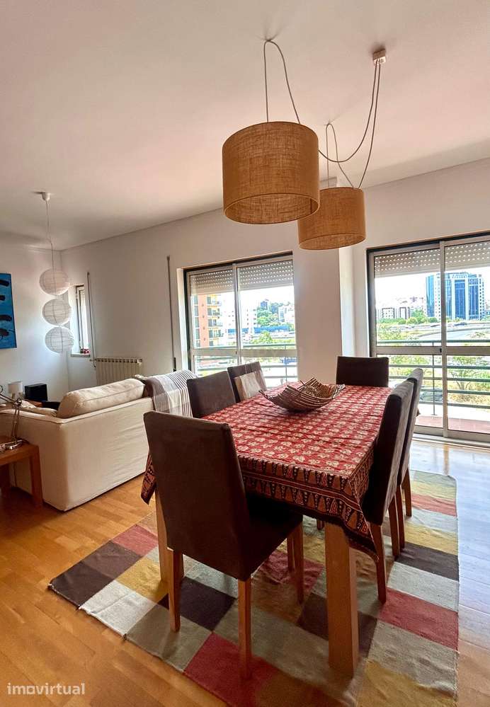 Apartamento T2 · 110 m² · Laranjeiras | Arrendamento | Mobilado | Gara - Grande imagem: 2/30