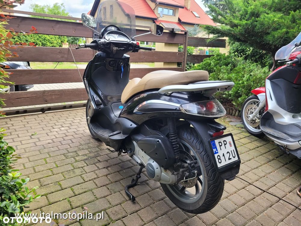Piaggio Beverly - 16