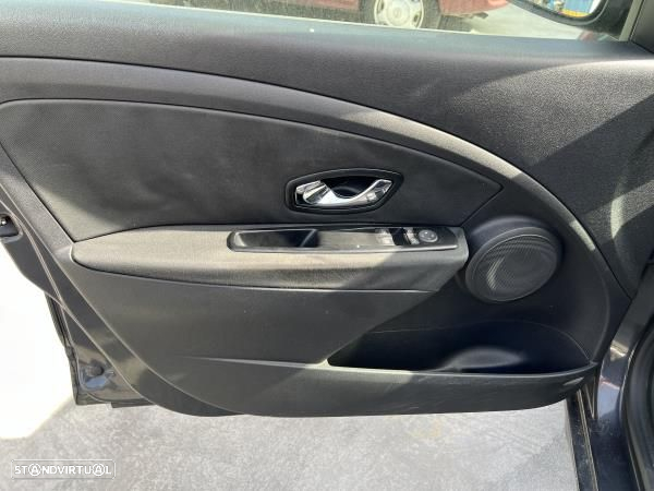 Para Peças Renault Megane Iii Hatchback Van (Bz_) - 10