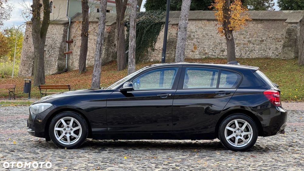 BMW Seria 1 114i - 6
