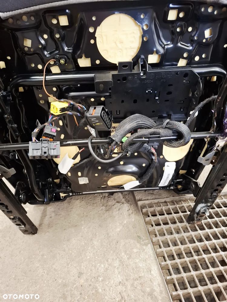 Fotele Kanapy Siedzenia Komplet VW Jetta 5C 2015r - 19