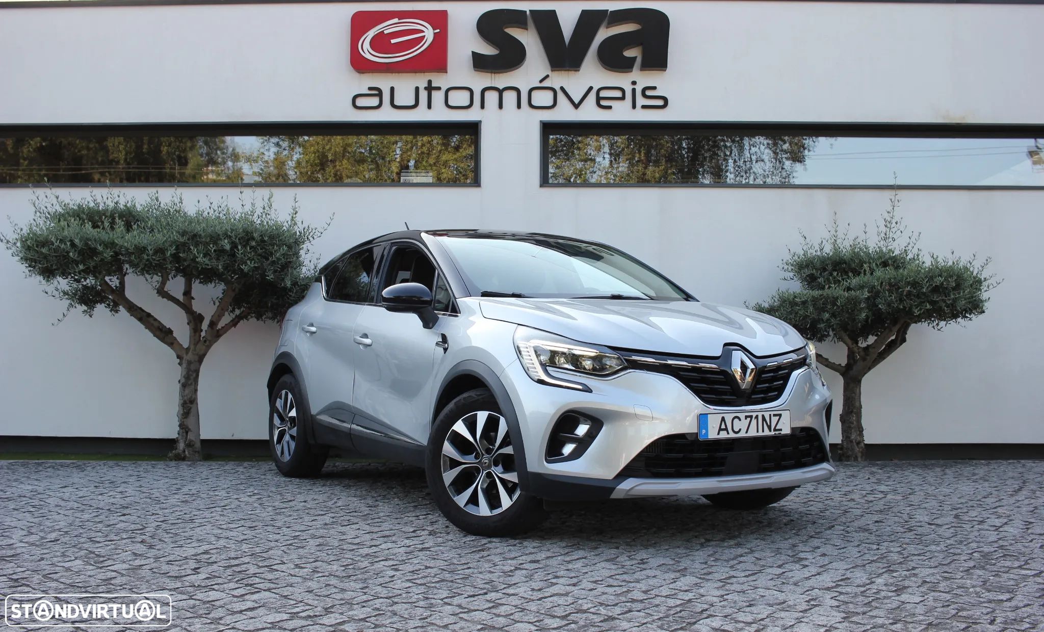 Renault Captur 1.0 TCe Exclusive - 1