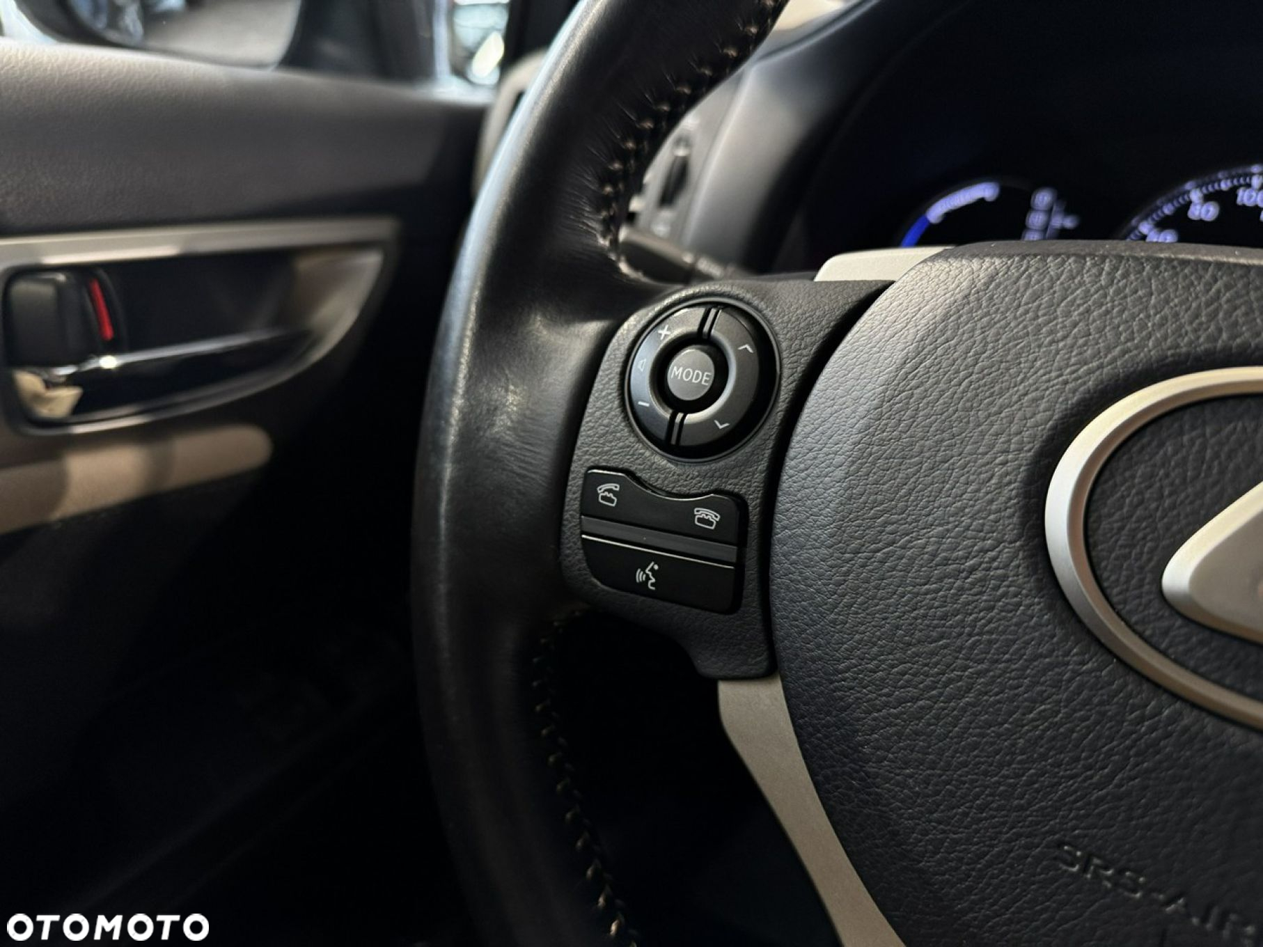 Lexus CT - 21