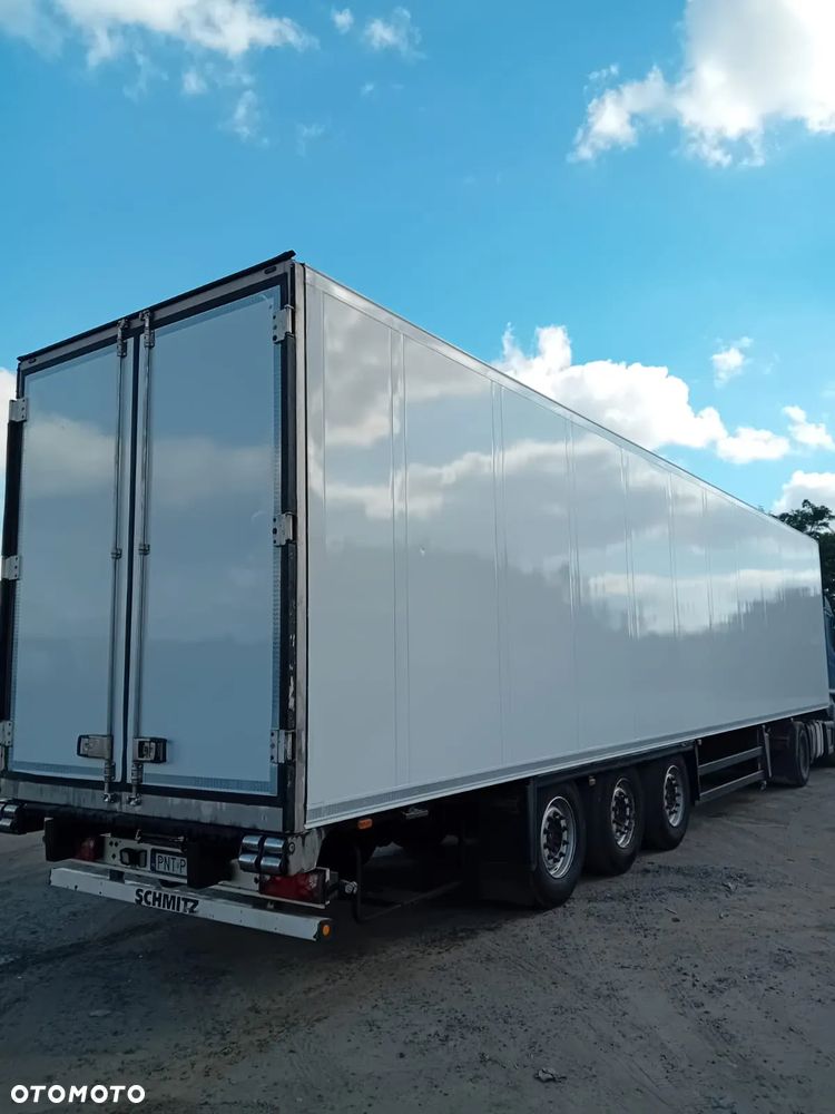 Schmitz Cargobull SKO 24/L - 3