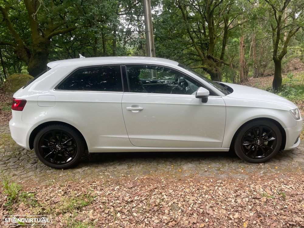 Audi A3 2.0 TDI S line Sport Pack - 10