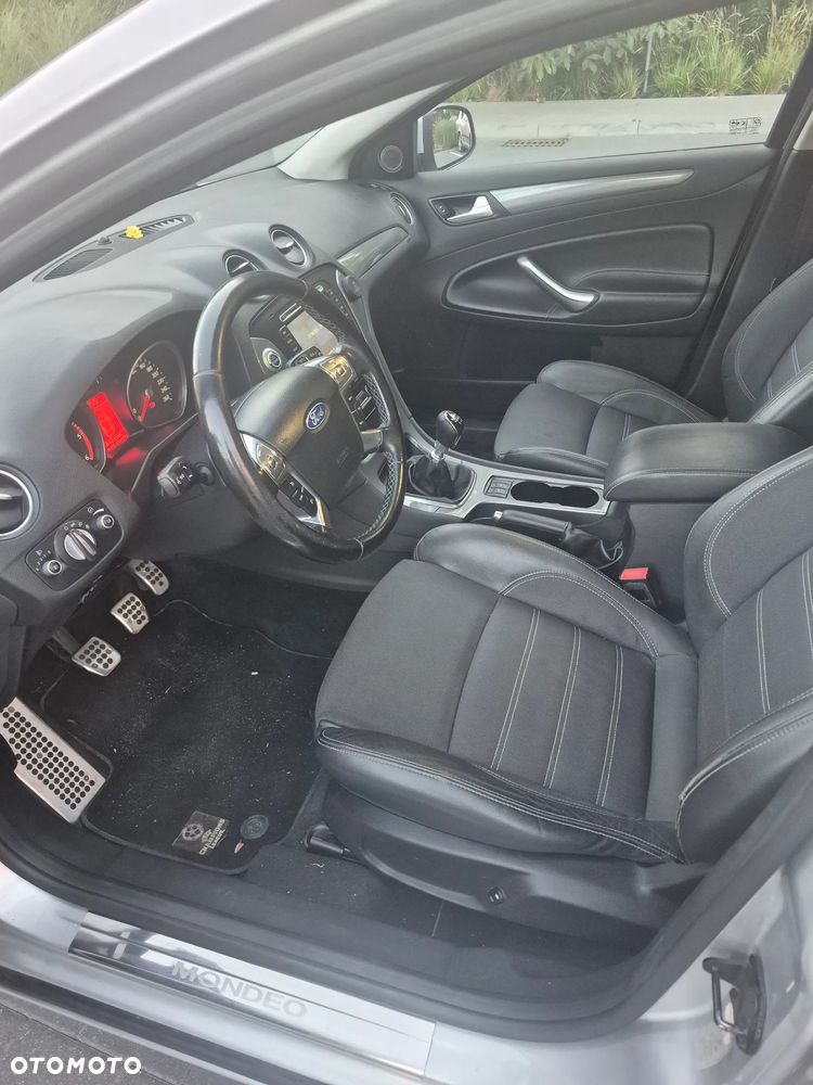 Ford Mondeo 2.0 TDCi Titanium X - 22