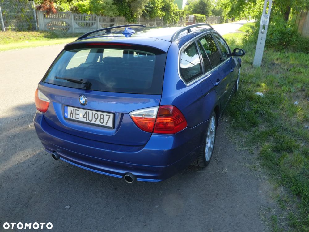 BMW Seria 3 335i xDrive - 4