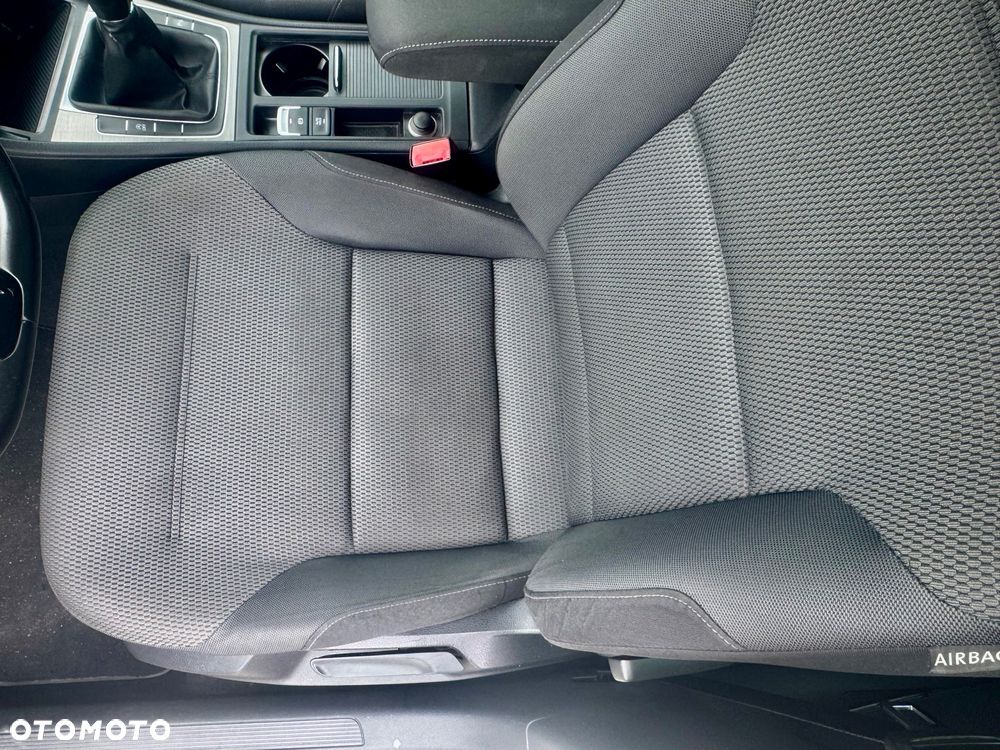 Volkswagen Golf 1.6 TDI 4Motion BlueMotion Technology Comfortline - 10