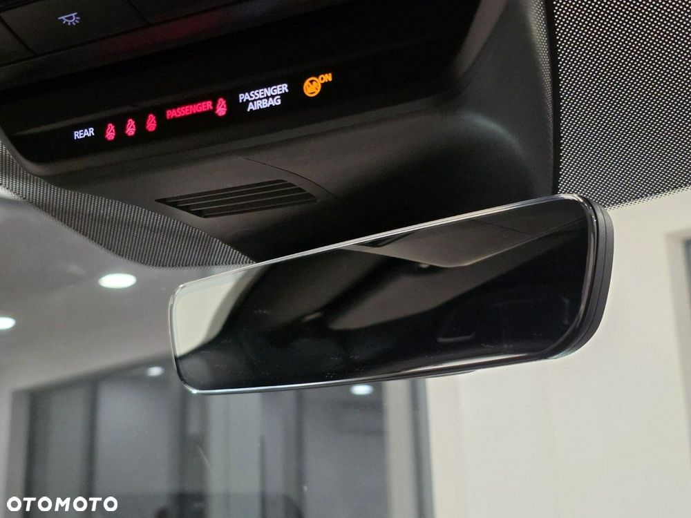 Mazda 3 e-SKYACTIV-G 2.0 M HYBRID SELECTION - 28