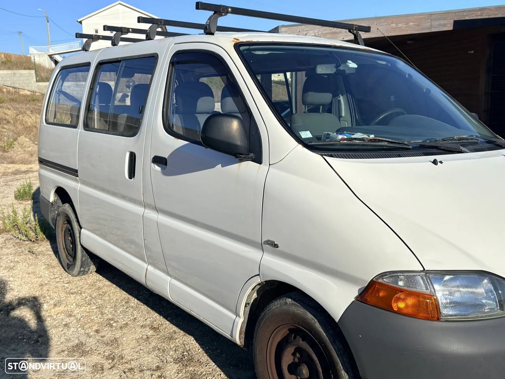 Toyota HiAce 2.5 D-4D 2.6T — photo 5