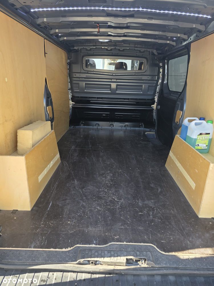 Renault Trafic - 20