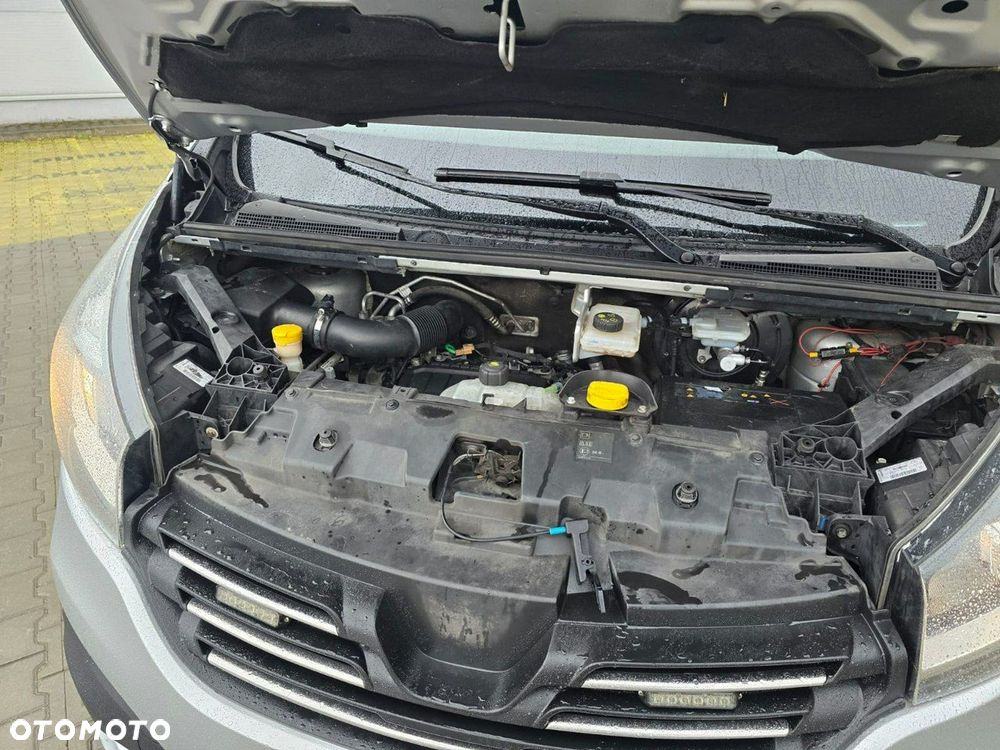 Renault Trafic - 40