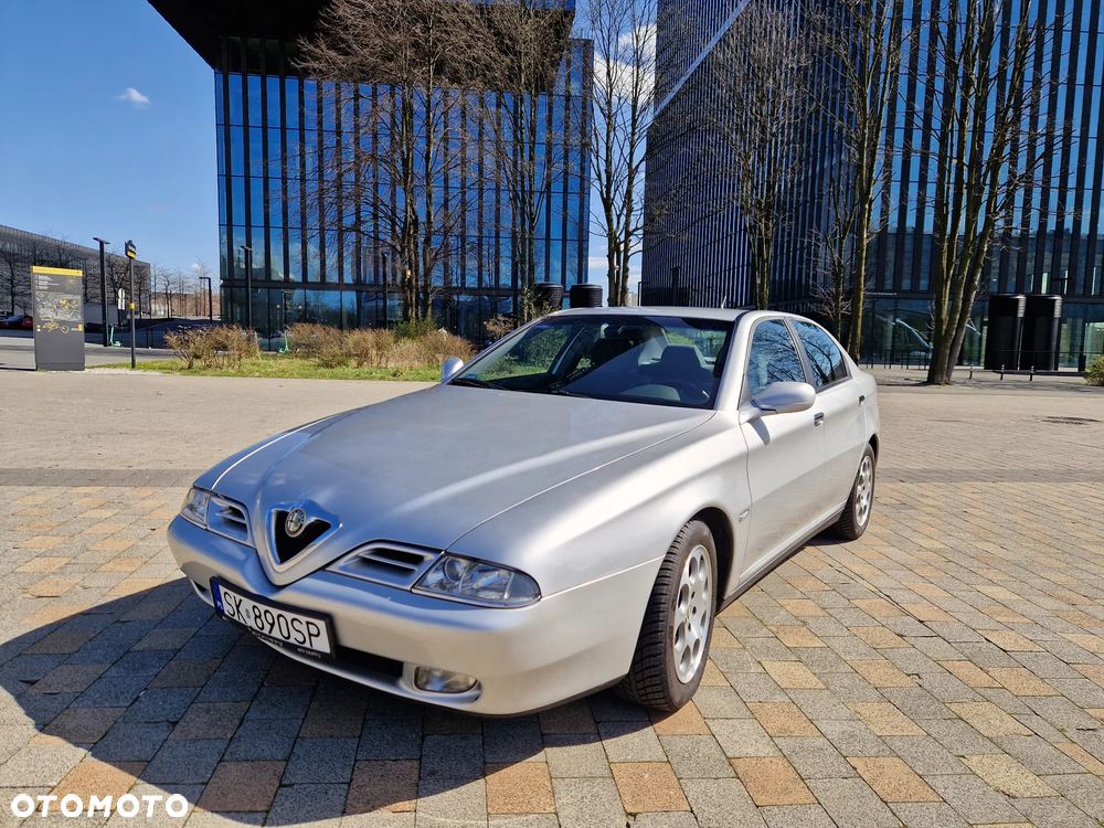 Alfa Romeo 166 - 1