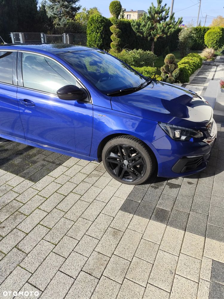 Peugeot 308 BlueHDi 130 EAT8 GT - 11