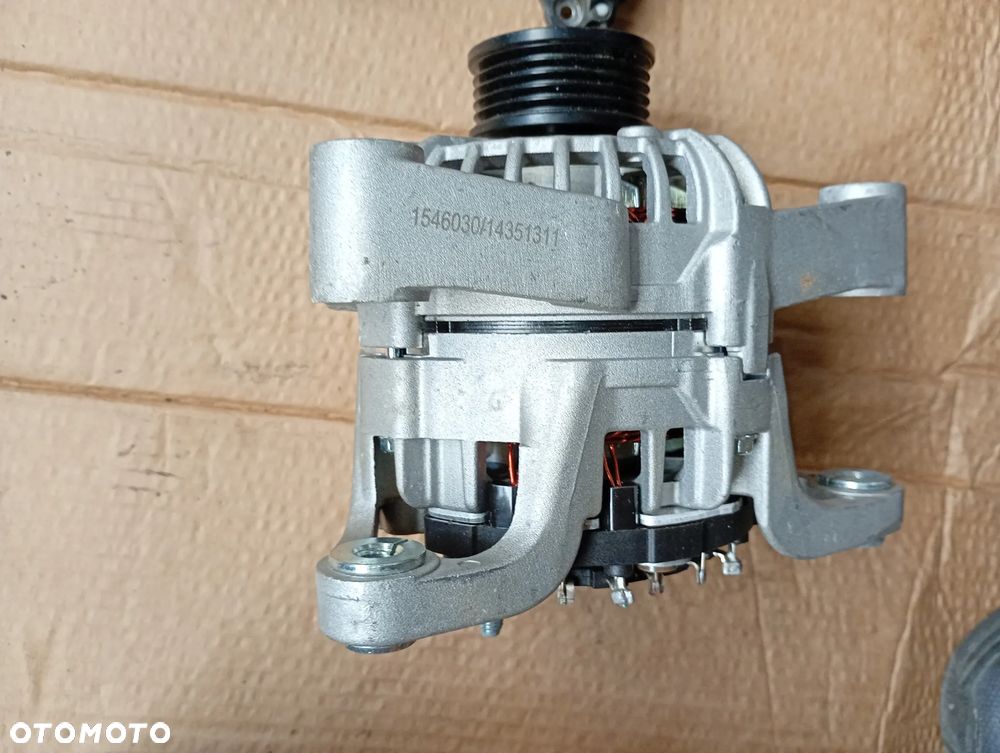 Opel Astra Meriva alternator 1.6 1.8 BOSCH 0 124 425 - 3
